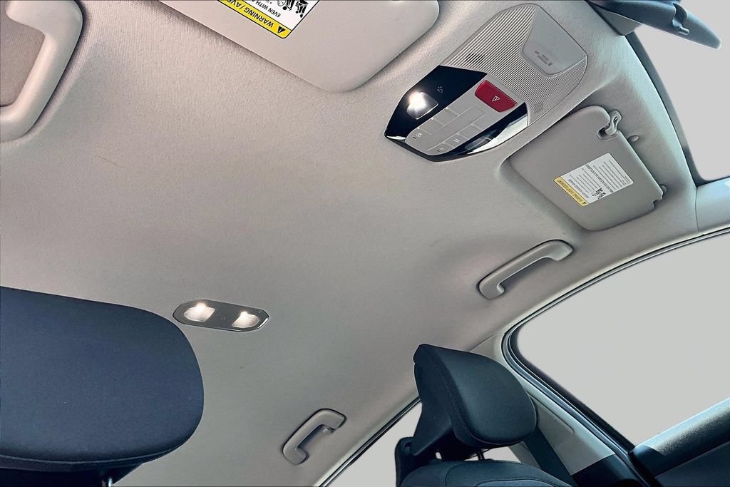 Used 2025 Kia K4 FWD image 22