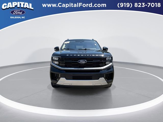 Certified 2025 Ford Expedition Max Platinum w/ Driver's Package AWD/4WD image 3