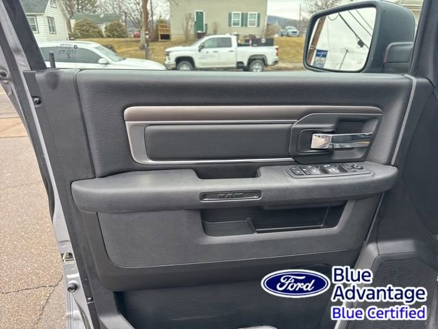 Used 2024 RAM 1500 Classic Warlock image 15