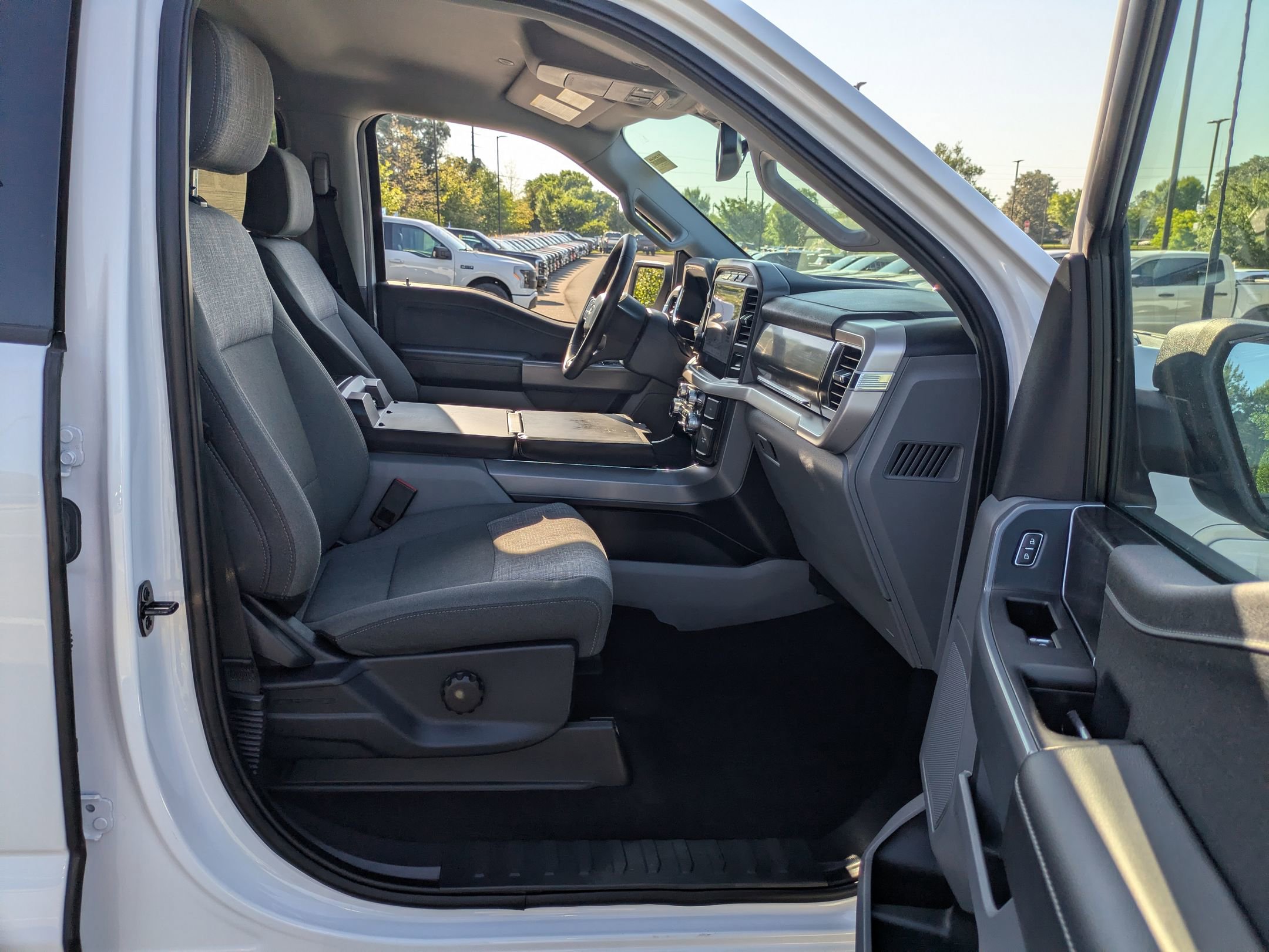 Certified 2023 Ford F150 Lightning XLT w/ Tow Technology Package AWD/4WD image 40