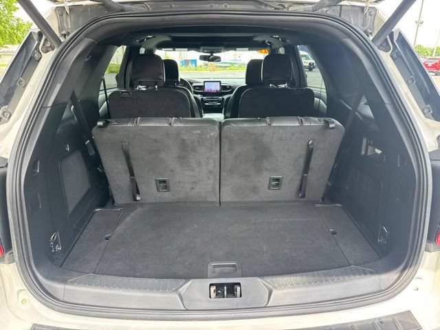Certified 2023 Ford Explorer ST-Line w/ Class IV Trailer Tow Package AWD/4WD image 12
