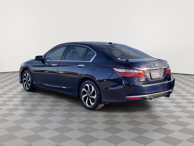Used 2017 Honda Accord EX-L image 9