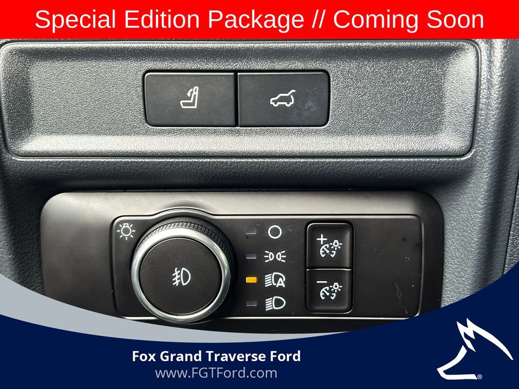 Certified 2023 Ford Expedition XLT image 28