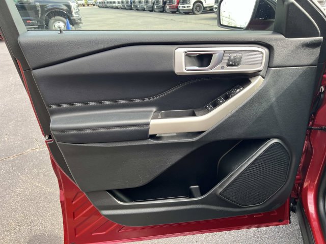 Certified 2021 Ford Explorer Limited w/ Equipment Group 301A RWD image 14
