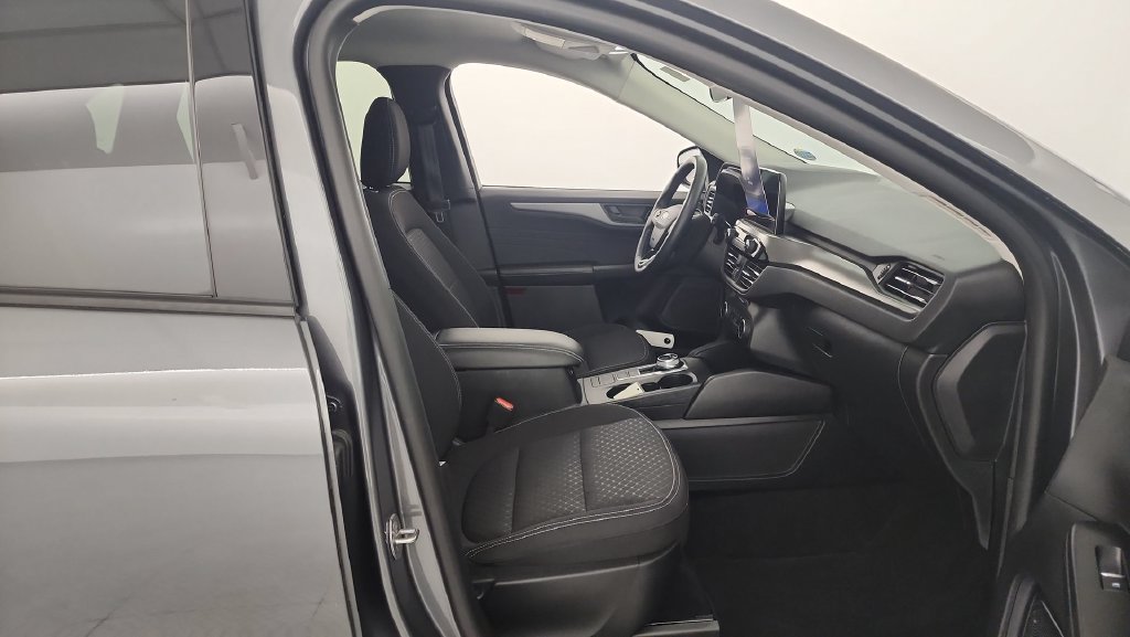 Certified 2023 Ford Escape Active w/ Cold Weather Package FWD image 28