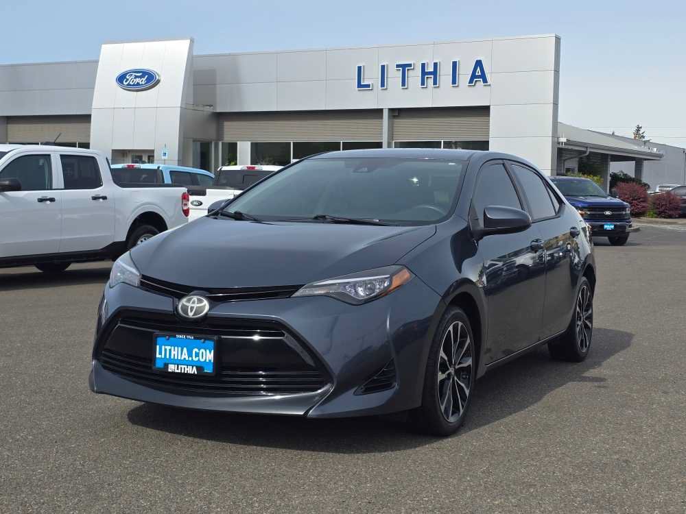 Used 2017 Toyota Corolla LE w/ Carpet Mat Package (TMS) FWD image 1