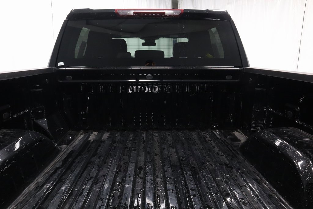 Used 2024 Chevrolet Silverado 1500 LT image 18