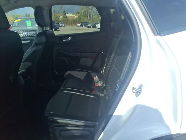 Certified 2022 Ford Escape SEL AWD/4WD image 9