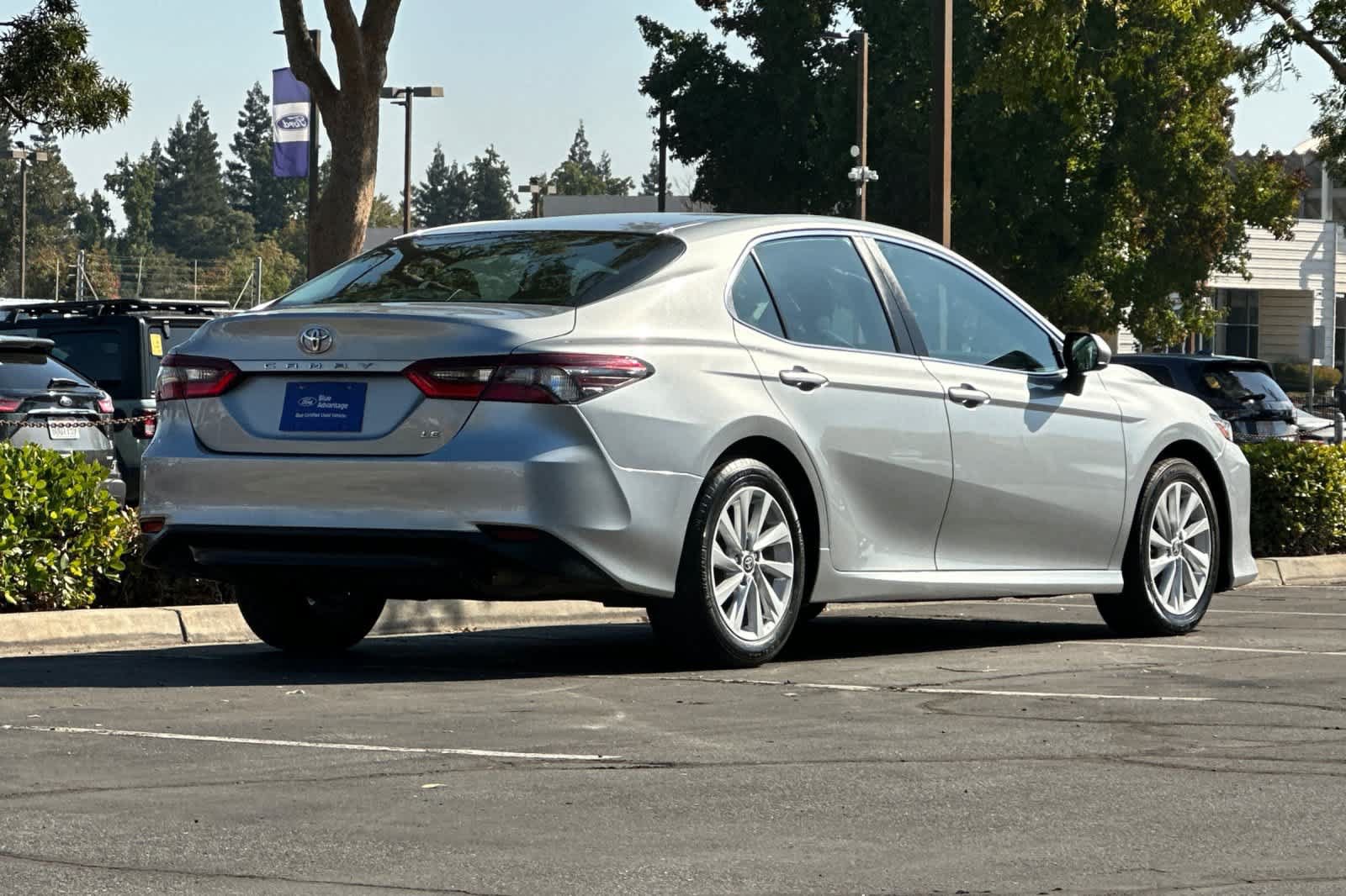 Used 2024 Toyota Camry LE FWD image 2
