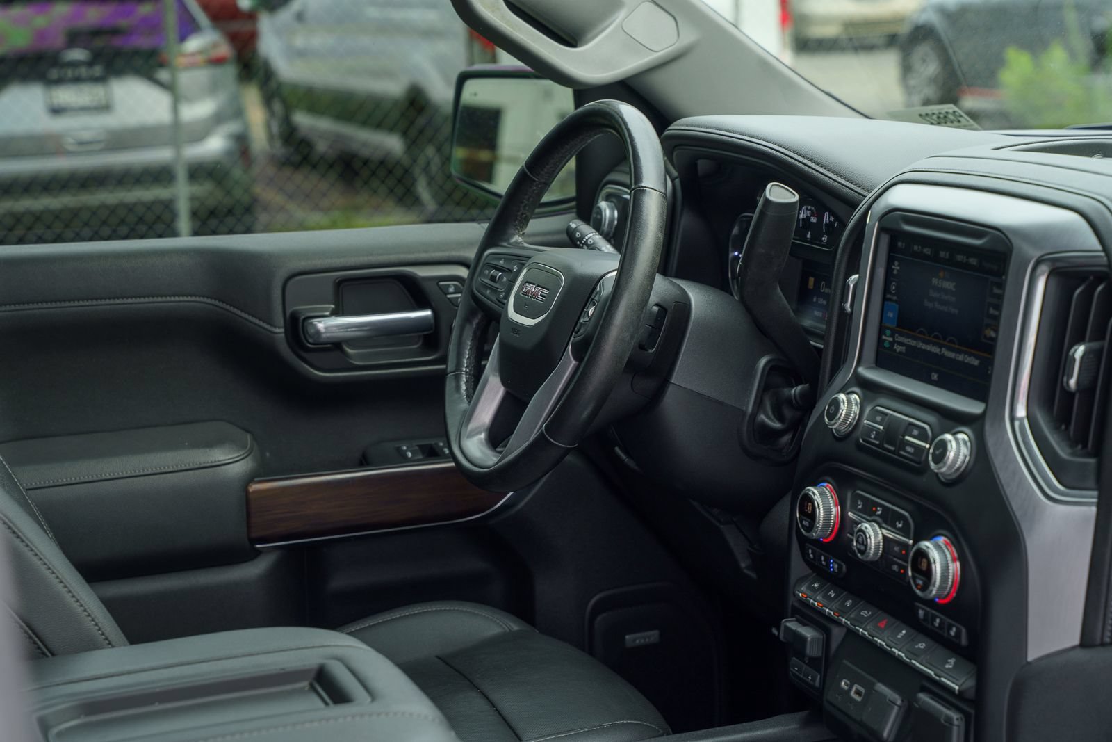 Used 2021 GMC Sierra 1500 SLT w/ SLT Premium Plus Package AWD/4WD image 19
