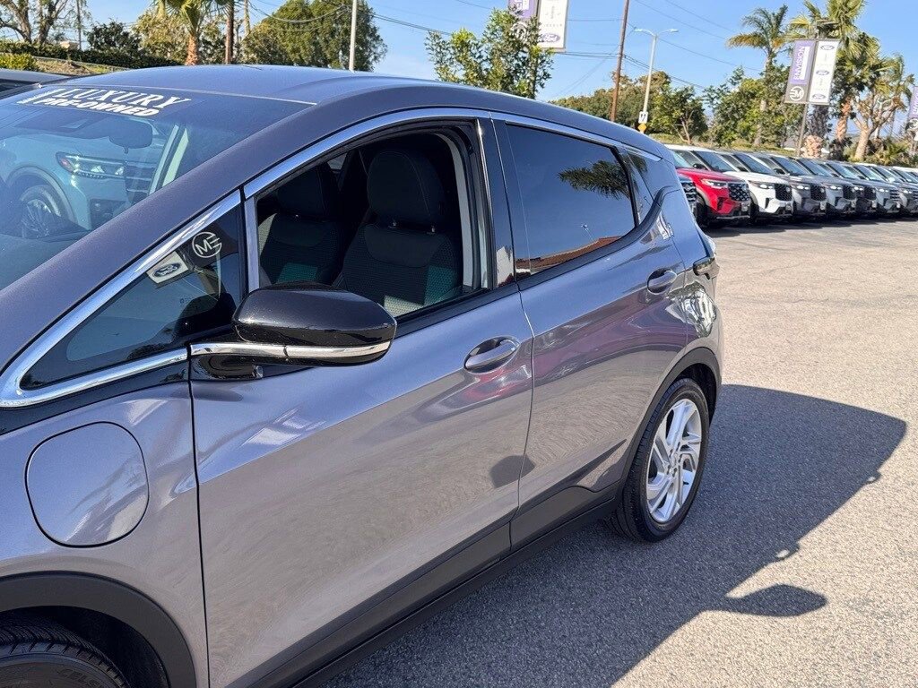 Used 2023 Chevrolet Bolt LT w/ Driver Confidence Package image 9