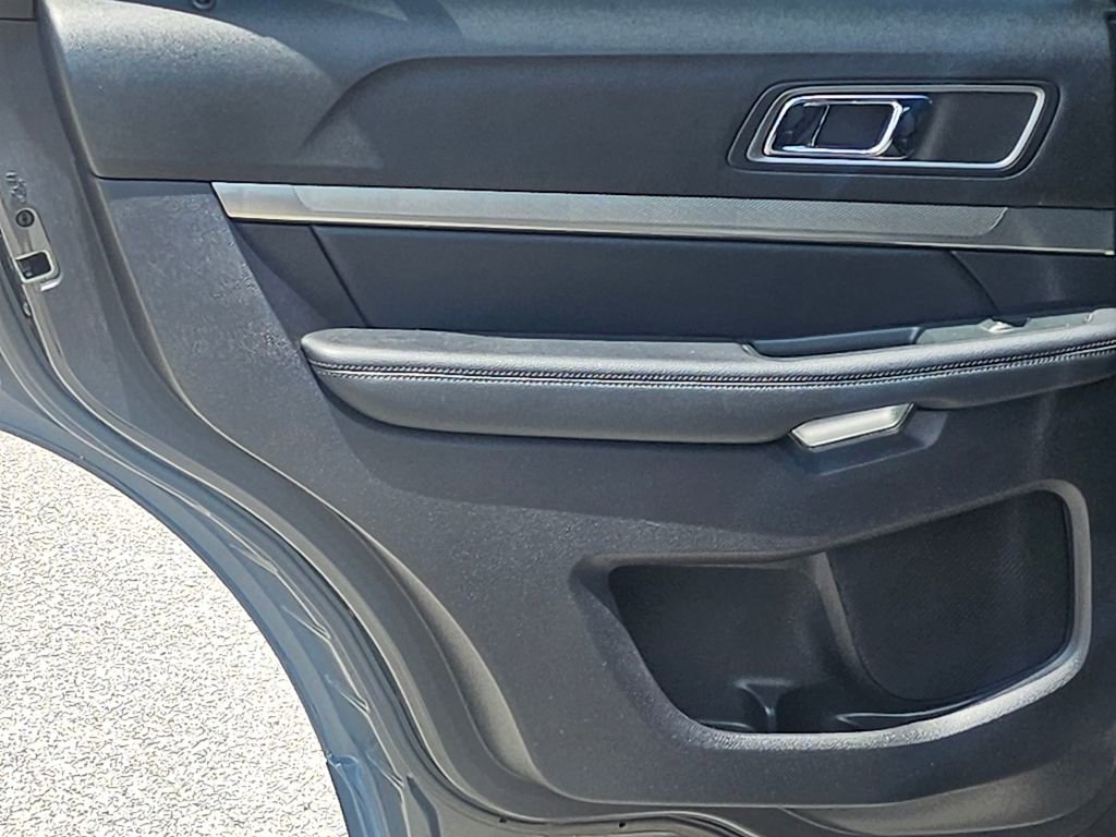 Certified 2019 Ford Explorer XLT FWD image 35