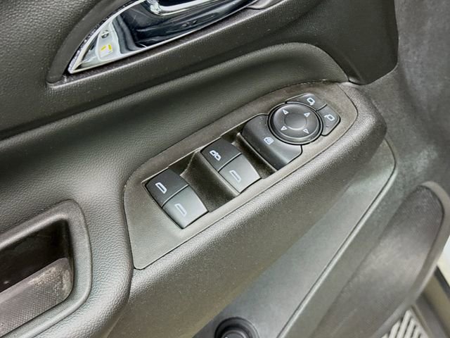 Used 2021 Chevrolet Equinox LT AWD/4WD image 17