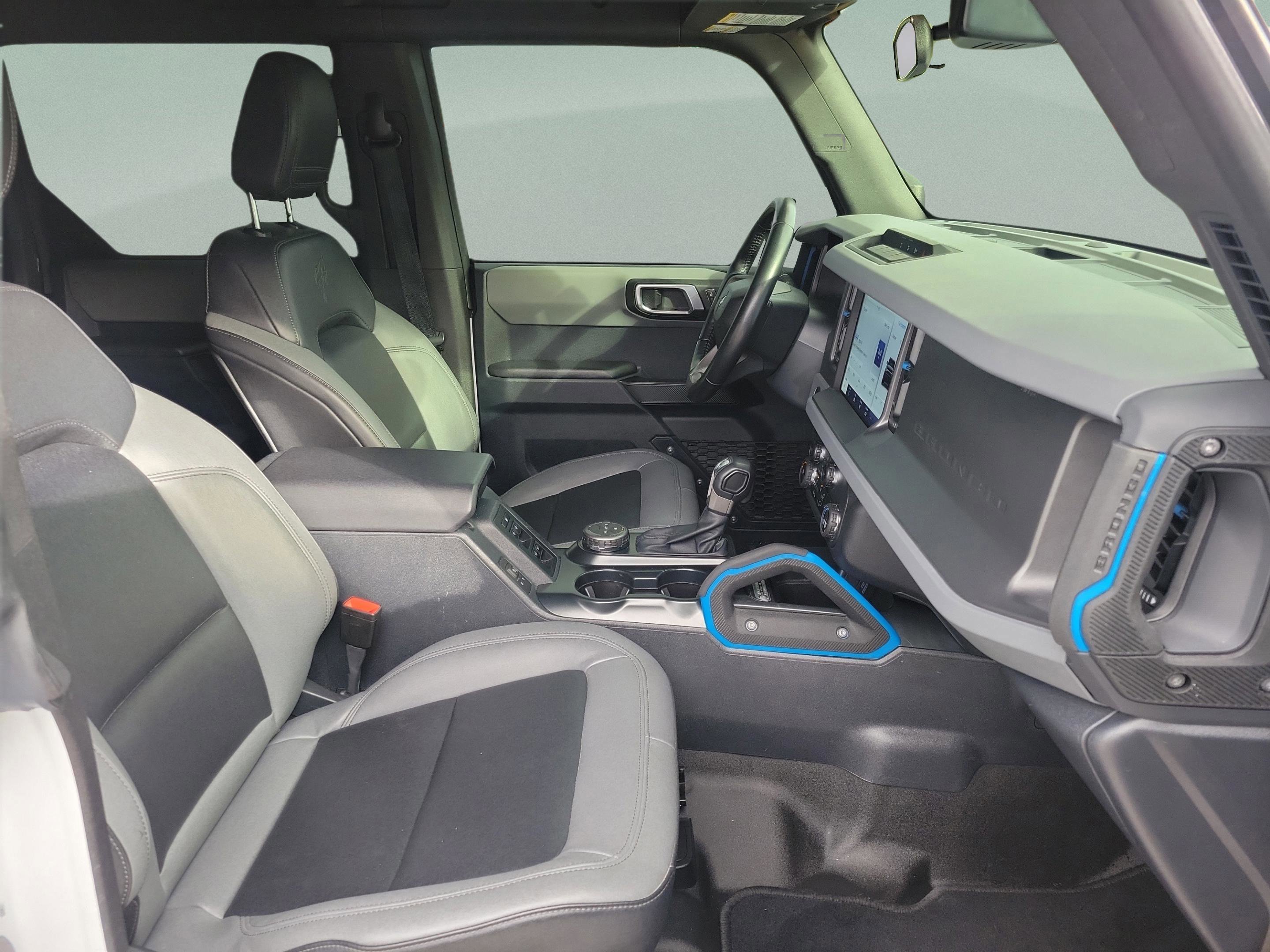 Certified 2024 Ford Bronco Black Diamond image 30