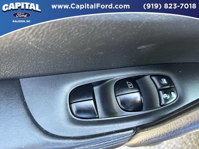 Used 2019 Nissan Rogue Sport S FWD image 21