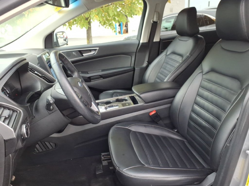 Certified 2024 Ford Edge SEL w/ Convenience Package AWD/4WD image 16