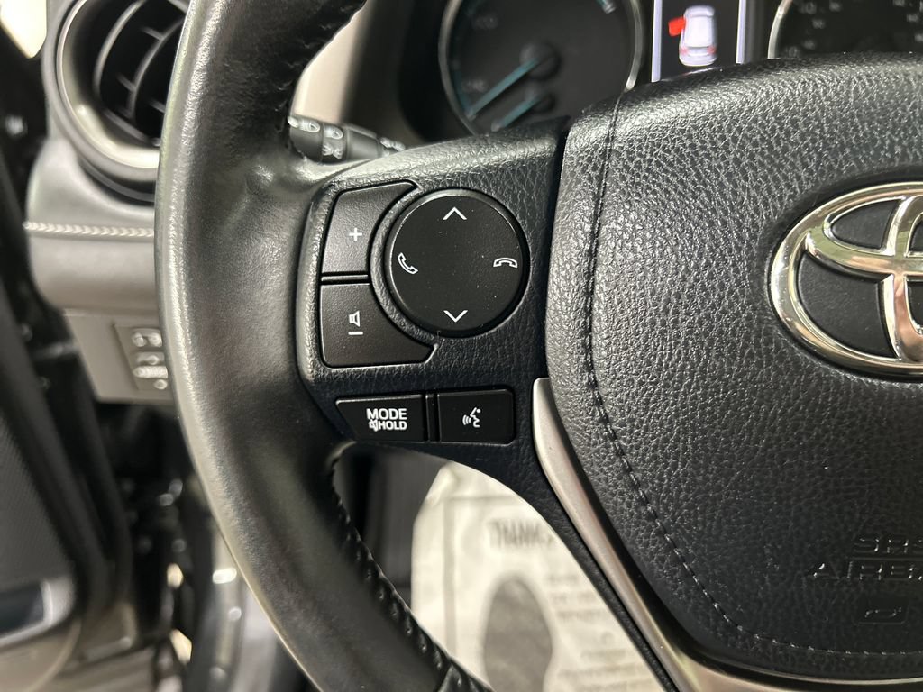 Used 2018 Toyota RAV4 XLE AWD/4WD image 20