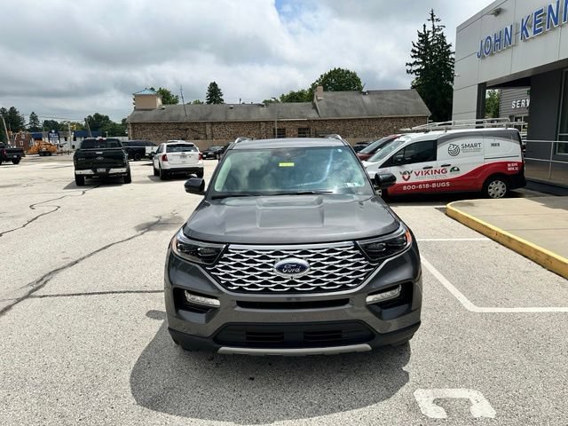 Certified 2021 Ford Explorer Platinum w/ Equipment Group 601A AWD/4WD image 3