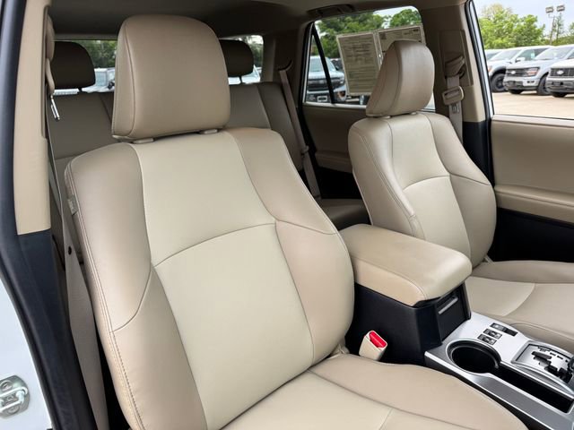 Used 2024 Toyota 4Runner SR5 Premium w/ Moonroof Package AWD/4WD image 18