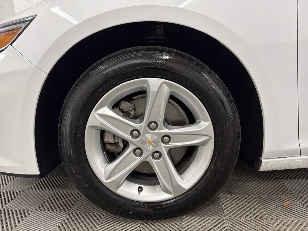 Used 2023 Chevrolet Malibu LT image 13