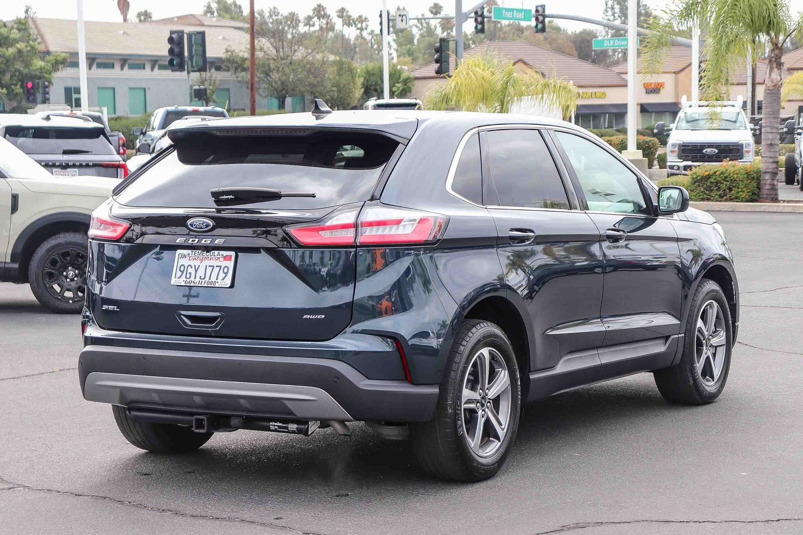 Certified 2023 Ford Edge SEL w/ Convenience Package AWD/4WD image 4