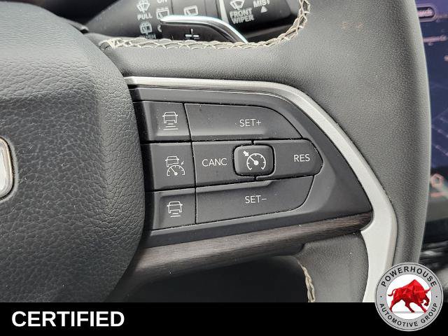 Used 2023 Jeep Grand Cherokee Limited w/ Luxury Tech Group II RWD image 30