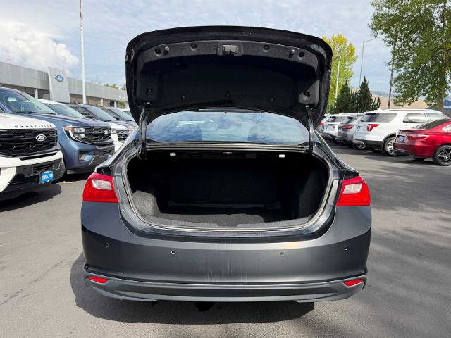 Used 2025 Chevrolet Malibu LT FWD image 9