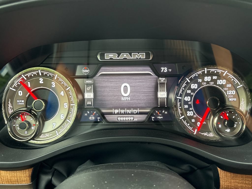 Used 2022 RAM 1500 Limited w/ Trailer Tow Group AWD/4WD image 9