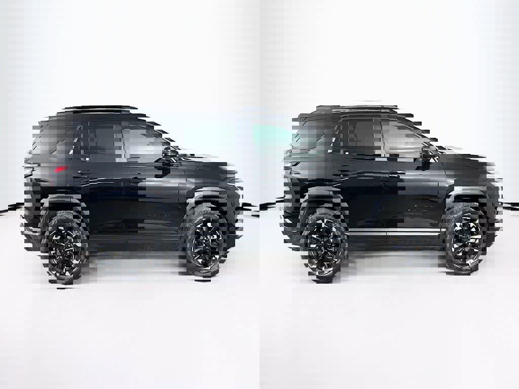 Used 2025 Chevrolet Equinox RS w/ Safety and Technology Package image 6