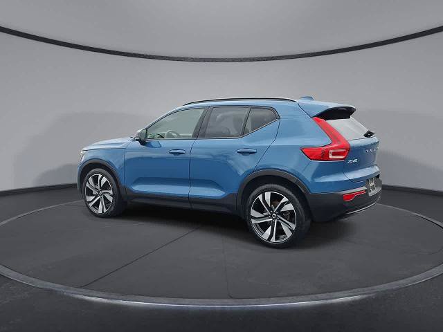 Used 2025 Volvo XC40 B5 Ultra w/ Climate Package AWD/4WD image 6