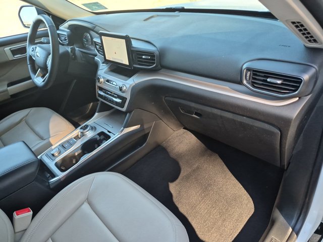 Certified 2023 Ford Explorer XLT w/ Equipment Group 202A AWD/4WD image 37
