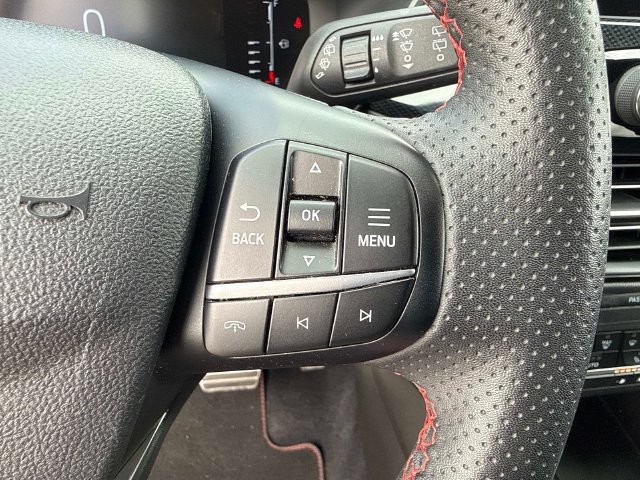 Certified 2023 Ford Escape ST-Line FWD image 30