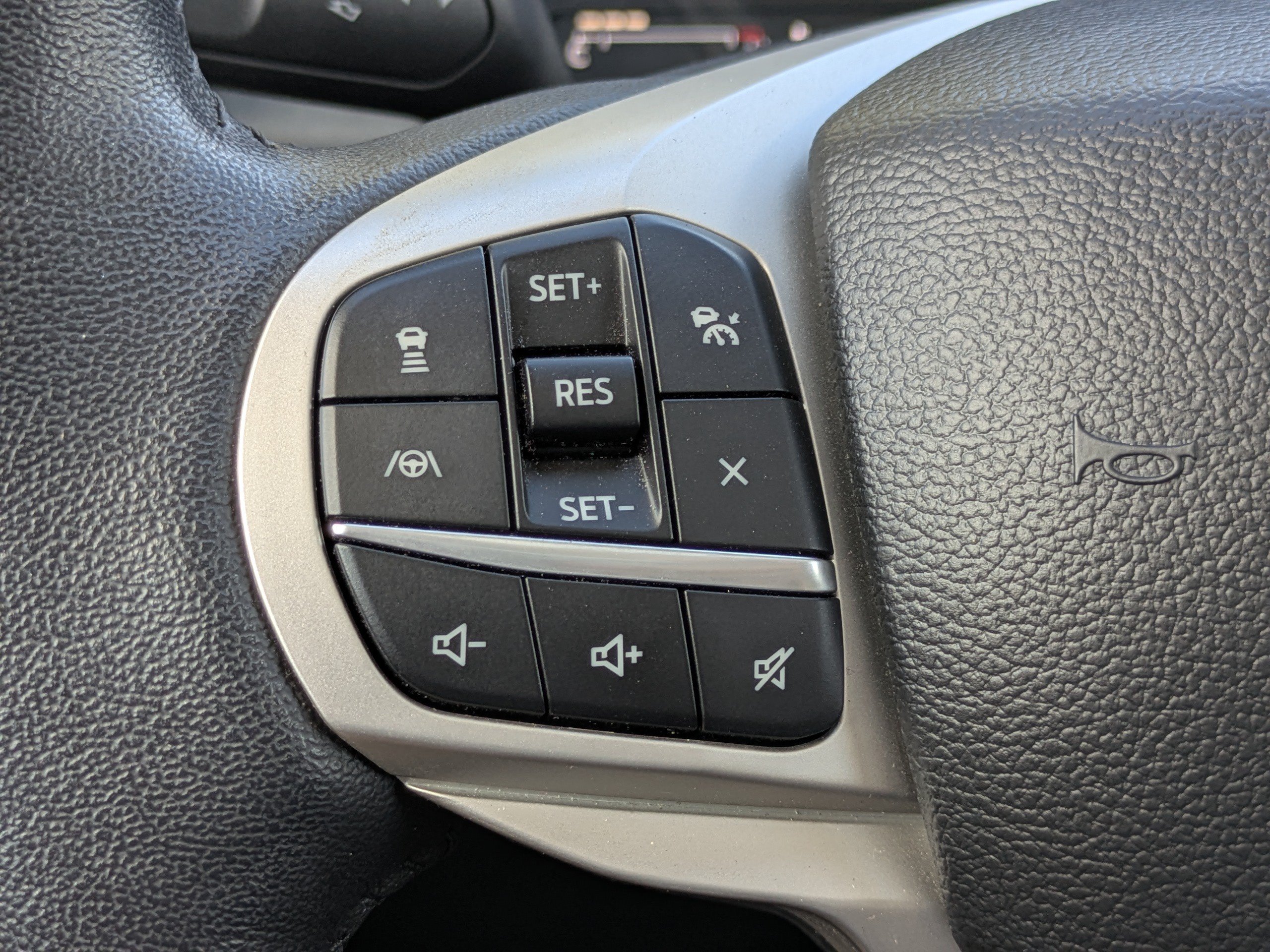 Certified 2023 Ford Explorer Limited w/ Limited Technology Package AWD/4WD image 23