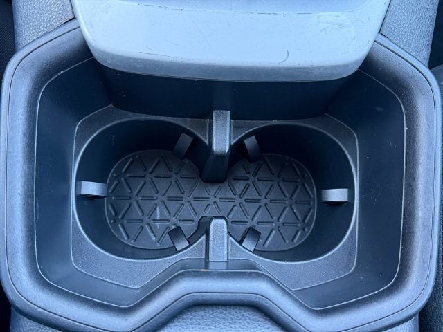 Used 2025 Toyota RAV4 XLE FWD image 20