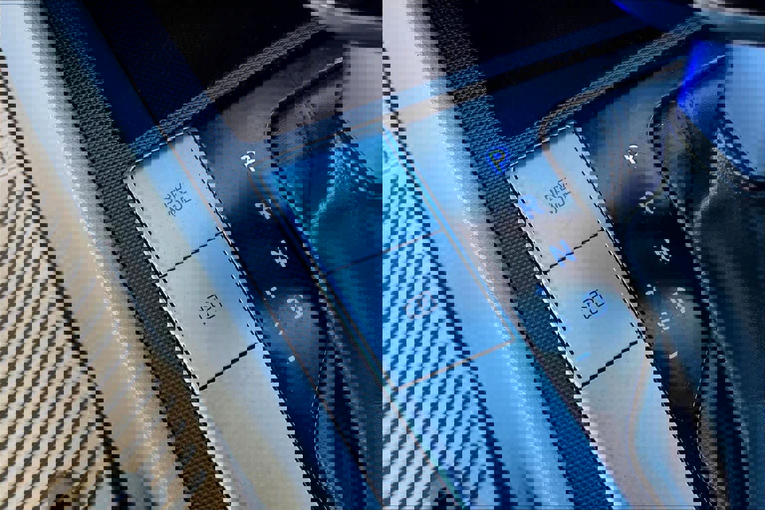 Used 2022 Hyundai Elantra SEL w/ Cargo Package image 28