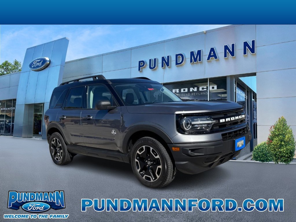 Certified 2022 Ford Bronco Sport Outer Banks w/ Tech Package AWD/4WD image 1