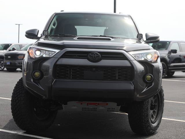 Used 2023 Toyota 4Runner TRD Off-Road Premium w/ Off Road Premium Plus Package AWD/4WD image 2