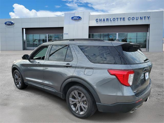 Certified 2023 Ford Explorer XLT w/ Equipment Group 202A image 3