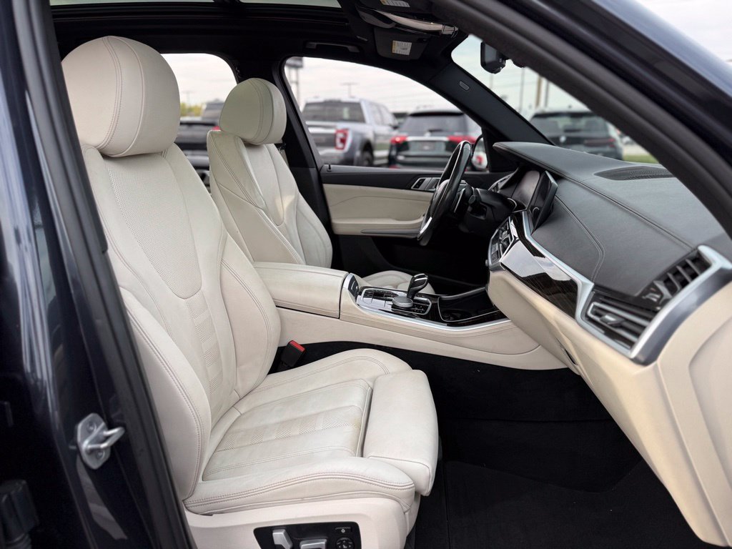 Used 2021 BMW X5 xDrive40i w/ Convenience Package AWD/4WD image 56