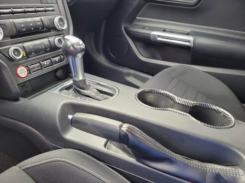 Certified 2017 Ford Mustang Coupe image 26