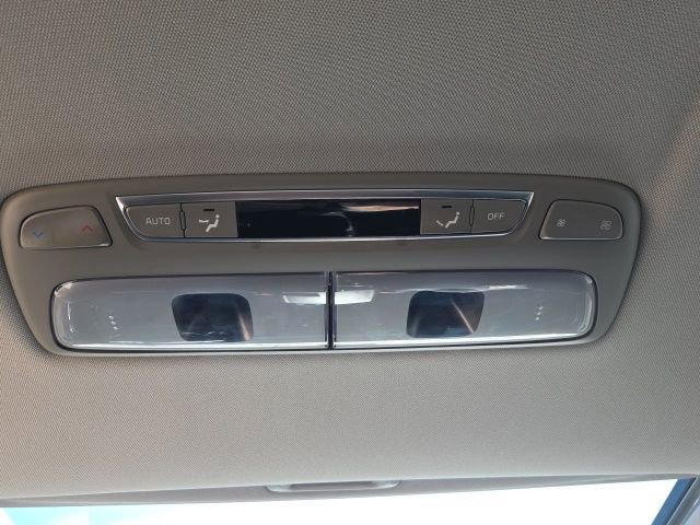 Used 2023 Kia Telluride EX w/ EX Captain's Chair Package image 23