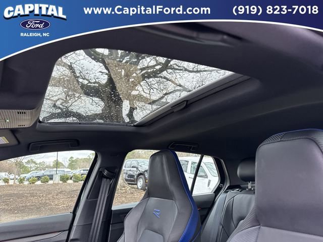 Used 2024 Volkswagen Golf R image 20