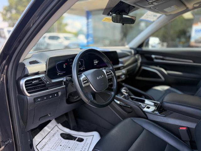 Used 2025 Kia Telluride S FWD image 6