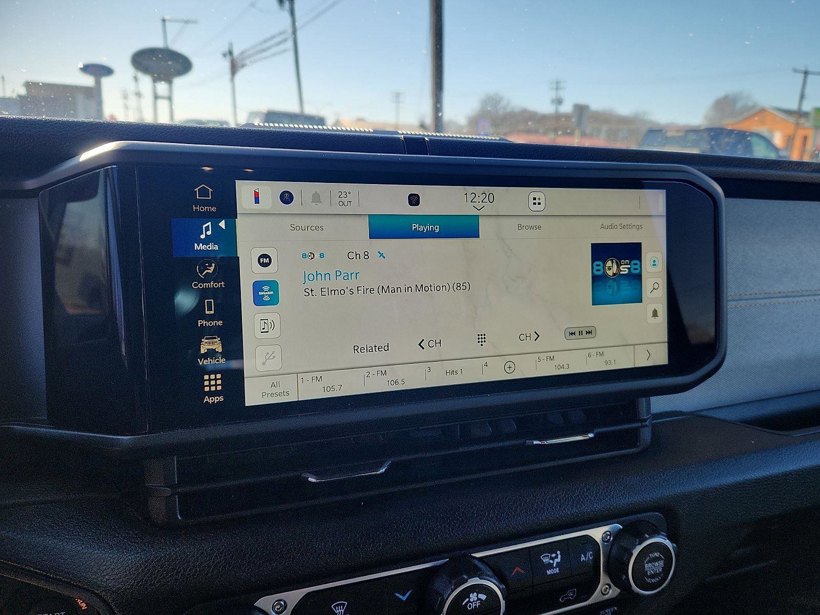 Used 2024 Jeep Wrangler Sport S image 17