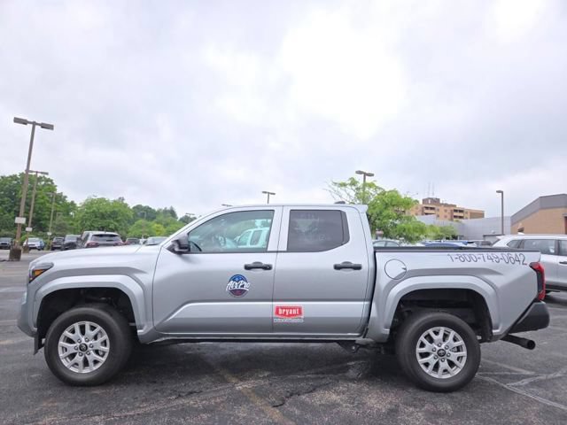 Used 2024 Toyota Tacoma SR w/ SR Upgrade Package AWD/4WD image 9