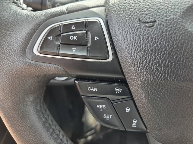 Certified 2018 Ford Escape Titanium w/ Ford Safe & Smart Package FWD image 32