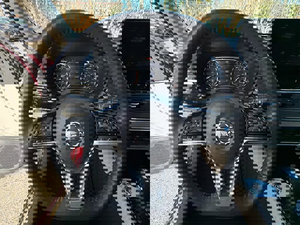 Used 2023 Nissan Altima 2.5 SL image 21