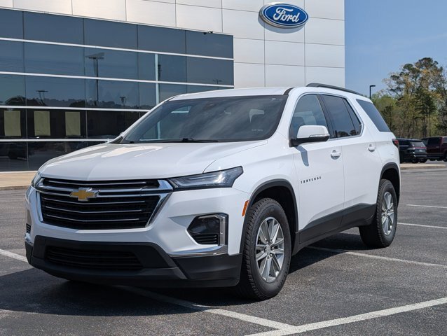 Used 2023 Chevrolet Traverse LT FWD image 1