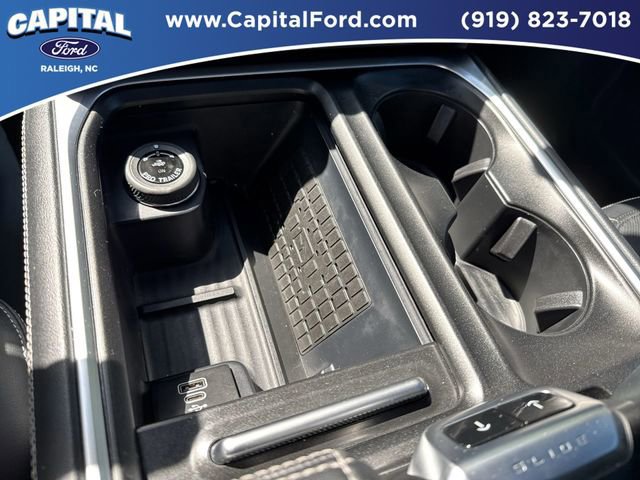 Certified 2025 Ford Expedition Max Platinum w/ Stealth Performance Package AWD/4WD image 31