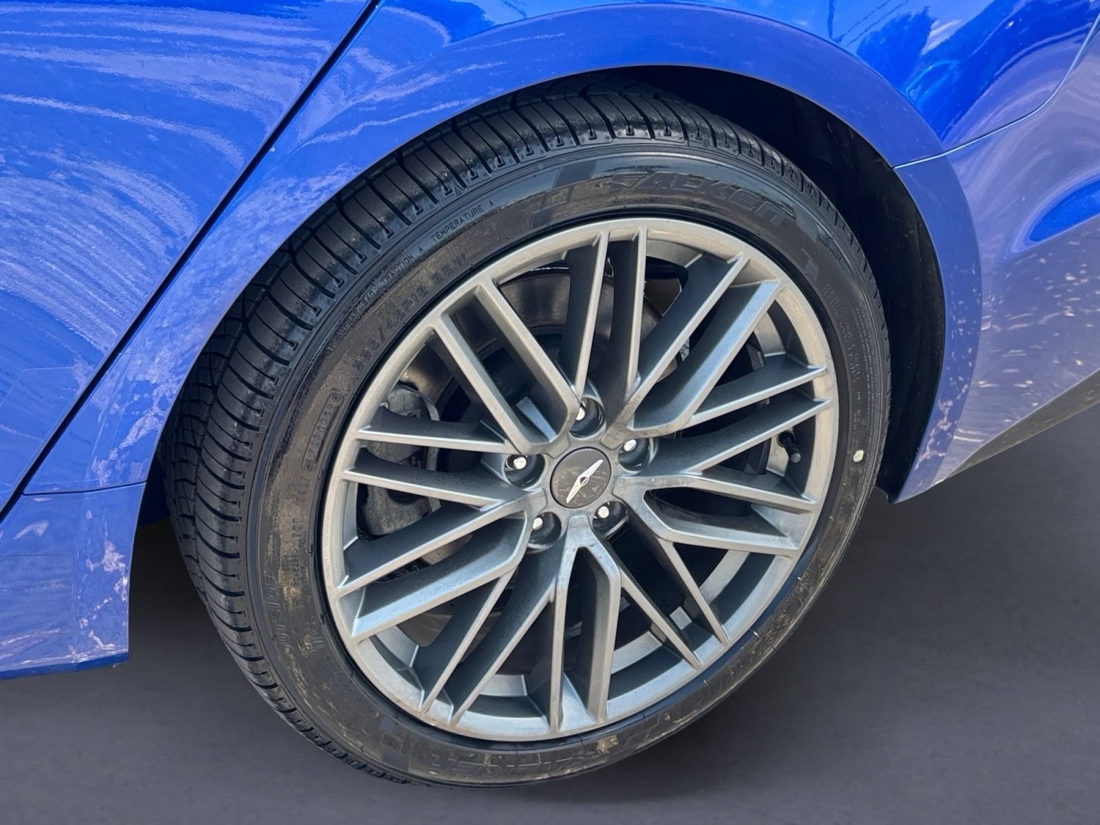Used 2019 Genesis G70 2.0T Advanced w/ Elite Package RWD image 8